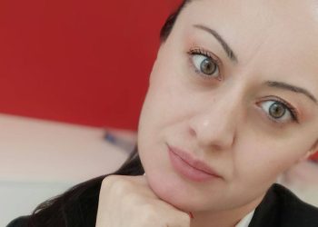 “ყველაზე რთული კითხვა დილით დამისვეს: – დე, რატომ გამოგაგდეს სკოლიდან ?!!” – ნათია ნებიერაძე