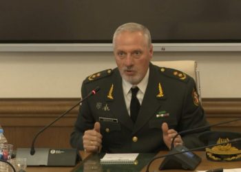 “პოზიციაზე მყოფმა დანაყოფმა ჩაიდინა შეცდომა და ამას ავალდებულებს ზაზა გოგავას და უმაღლეს მთავარსარდალს?”– გოგავა