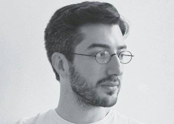 “შეხედეთ, ვინ გვიზის ციხეში და ვინ გვაზის თავზე” – დათა თავაძე