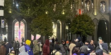 რუსთაველზე აქციის მონაწილეები დააკავეს