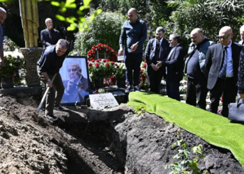 ზურაბ წერეთელი დიდუბის პანთეონში დაკრძალეს