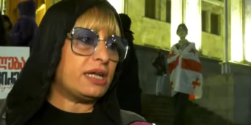“ომი გინდათ? ვიწყებთ ჩვენ უკვე” – სინდისის პატიმრის დედა “ოცნებას”