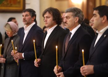 „კაგებე“ და „დიფ სთეითი“ – კობახიძის პოლიტიკური განცხადება სამებაში, პანაშვიდზე