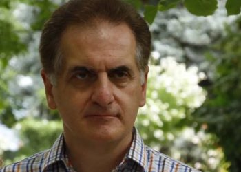 “თავად ვარ ხელისუფლება… დაახვიეთ! არ გააუპატიურეს ტვინი?” – კონსტანტინე გამსახურდია