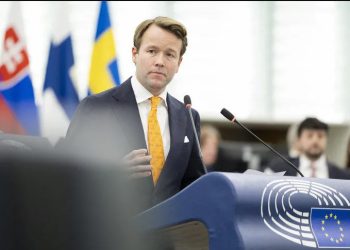 “რუსულ კოშმარისთვის” EU-მ უნდა წარმოადგინოს ორმხრივი პერსონალური სანქციები – ევროპარლამენტარი