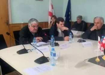 ხალხის არჩეული დეპუტატების უპასუხისმგებლობის გამო, ბავშვებისთვის გამოყოფილი თანხა ბიუჯეტში ვერ აისახა – რა მოხდა დღეს წალენჯიხის საკრებულოს სხდომაზე?