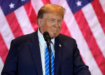 ტრამპის თქმით, კანადისა და გრენლანდიის აშშ-ს შემადგენლობაში შესვლაზე არ ხუმრობს