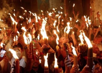 მართლმადიდებლები დღეს მაცხოვრის საფლავზე წმინდა ცეცხლის გადმოსვლას ელოდებიან