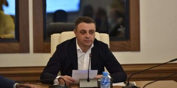 ,, რომ დასცლოდათ ამათ და რომ არა ბიძინა ივანიშვილის, ქართველი ხალხის ღირსება, გააკეთებდნენ დიდ გაზის კამერებს და ერთიანად მოგვიღებდნენ ბოლოს” – ალუდა ღუდუშაური
