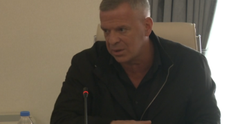 ,, დათა ახალაიას სპეცრაზმს სპეციალური „შიპებიანი” ხელთათმანები ეცვათ, სახე გაგლეჯილი მქონდა… მთლიანად სისხლში ვიყავი” – ნონა გაფრინდაშვილის შვილი
