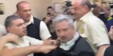 გვარამიას მანდატურები ფიზიკურად გაუსწორდნენ – ვიდეო