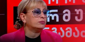 “ნიკა კაციას დედას ხელით შეეხნენ, ძმა კედელს მიანარცხეს…” – ცემა სასამართლო პროცესზე