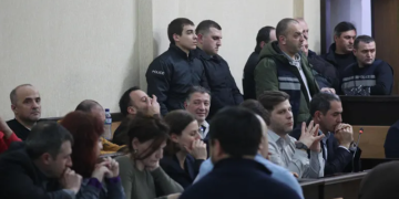 “ჩვეულებრივი პოლიტიკური დევნაა, ქვეყანაში დიქტატურა გაფორმდა!” – გიგი უგულავას სასამართლო იწყება