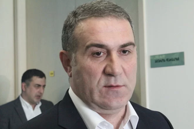 ,,შესაძლოა ბევრმა არ იცის და დავწერ…” – რას წერს ნუგზარ წიკლაური?