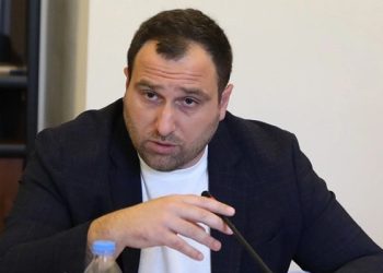 ,,ქართული ოცნება“ სოციალურ ქსელებში გამოქვეყნებული პოსტების გამო მოქალაქეებს უჩივის