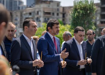 „მთელ მსოფლიოს  დავანახეთ, თუ რა შეუძლია ერთობას“ – კახა კალაძემ 13 ივნისს გარდაცვლილთა ხსოვნას პატივი მიაგო