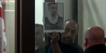 “ციხეში დარეკა, რვეული წაართმევინა…” – გიორგი ახობაძე