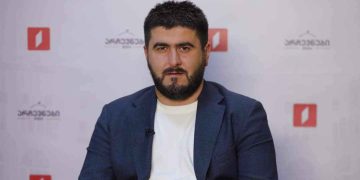 „აი, ამ ბალანდას რომ გაჭმევთ ქოცებს საკუთარი პარტია, ოდნავ თავმოყვარეობა მაინც არ გაქვთ?“ – ლევან ყურაშვილი