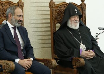 “ფაშინიანი: გარეგინ II თუ ნებაყოფლობით არ წავა, სამწყსო გაიყვანს” – ფაშინიანი