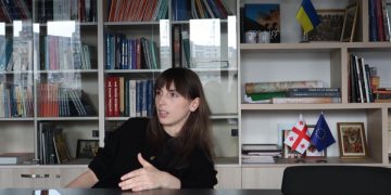 „რავი, ამ მორალური ფსკერით რანაირად აპირებთ რეჟიმს მოუგოთ, წარმოდგენა არ მაქვს“