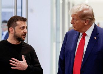 ტრამპმა ზელენსკის ჰკითხა: “ვოლოდიმირ, შეგიძლიათ მოსკოვს დაარტყათ? სანქტ-პეტერბურგს?” – რას წერს მედია?