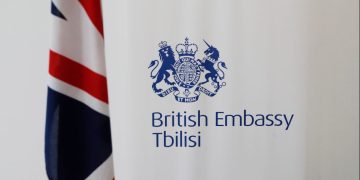 „ ოცნება ჩამოშორდა ევროატლანტიკურ თანამშრომლობას, თუმცა რუსეთისგან საფრთხე კვლავაა“ – ბრიტანეთის საელჩო