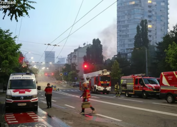 რუსეთის მასირებული შეტევა კიევზე – 2 ადამიანი დაიღუპა, 16 დაშავდა