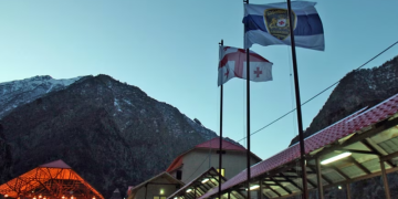ევაკუაცია „დარიალიდან“ – გადაკეტილია საავტომობილო გზა.