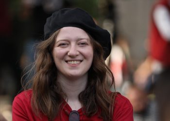 “არსებობს ბუნებაში “ექსპერტი”, რომელიც ამბობს, 300 ადამიანის წამებაზე – არა, “იმენა” აი, მერების არჩევნების გაყალბებაზე გადაეკეტება ყველას, “ქუჩებს დავინაწილებთ” და მოვაწყობთ ბართლომეს ღამეს” – ელენე ქაიხოსროშვილი