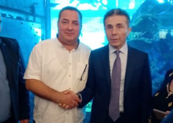 მამა შვილთან შემხებლობაში არაა – 8 პირის საქმის მოწმის მამა მაღალჩინოსანია, თუმცა, მოსამართლე თვლის, რომ ეს მის ობიექტურობაზე ვერ იმოქმედებს