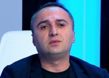 “დედას მოგი@@ნავთ, აბა, რას გიზამთ? და რამდენიმე @ლეც რომ ტაშს უკრავთ, თქვენც მოგე@@ნებათ დამსმელი, აბა, რა მოგივათ!?” – ირაკლი ლატარია