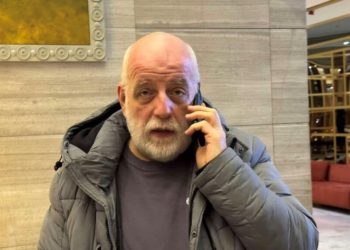 TI: ბათუმში ზვიად ქორიძეზე თავდამსხმელს მხოლოდ 3 000-ლარიანი გირაო მიუსაჯეს