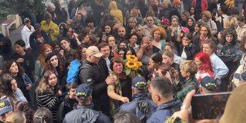 “რაღაც სასწაული ხალხია ჩვენი სინდისის პატიმრები და მათი ოჯახები” – რას წერს ანაკო ტურაშვილი