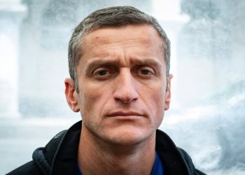 “მზად არის ბავშვსაც არ შეხედოს და დაჭერილი მეგობრებისთვის გაწიროს თავი” – რა ხდება ჭიათურაში