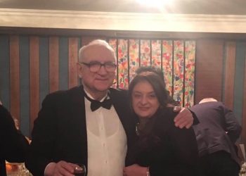 “მინდა ვიყვირო ტკივილისგან! მინდა სამყაროს გავაგებინო, როგორ მიყვარს და როგორ ვამაყობ მასთან მეგობრობით!” – ხათუნა ხოფერია