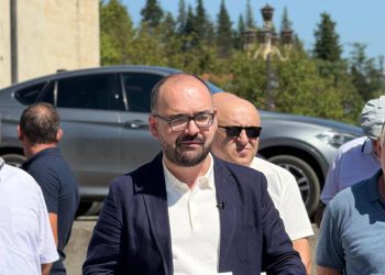 თერჯოლის მერის ყოფილმა მოადგილემ 401 000 ლარის ღირებულების 6 ტენდერი მოიგო და აქედან 4 უკონკურენტოდ – გრიგოლ გეგელია