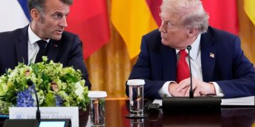 პუტინისა და ზელენსკის შეხვედრის ადგილი ჟენევა – რას ამბობს მაკრონი?