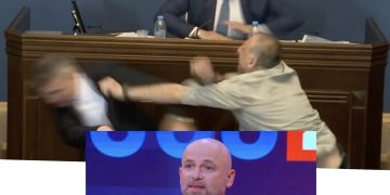 ,,სუს-ის უფროსად დანიშნეს კაცი, რომელსაც ზედმეტსახელად “ტრუსკავეცა” ქვია და ელისაშვილს ყავს ნაცემი“ – მერაბ მეტრეველი