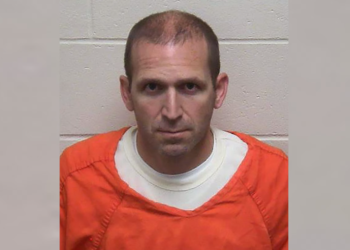 ცოლისგან თავის დასაღწევად სიკვდილი გაითამაშა და უზბეკ ქალთან შესახვედრად საქართველოში გამოიქცა – ამერიკელ კაცს პატიმრობა მიუსაჯეს