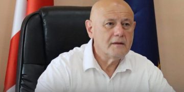 “ეს ჟურნალისტი შემრჩა ხელში, ,,სააკაშვილის ადვოკატი!” – გორის საკრებულოს თავმჯდომარის უცნაური თავის მართლება