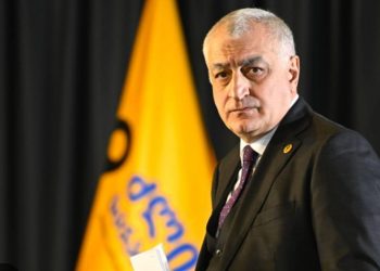 ანტიკორუფციული ბიურო მამუკა ხაზარაძის ქონებრივ დეკლარაციას ამოწმებს