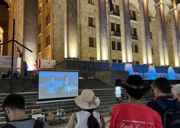 „აგვისტოს ომის კინოქრონიკა“ – რუსთაველის გამზირზე კინოჩვენება გაიმართა