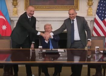 სომხეთმა და აზერბაიჯანმა სამშვიდობო შეთანხმებას ხელი მოაწერეს