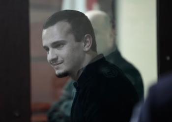 “სულგაყიდულმა არსებებმა გალიაში გამომამწყვდიეს და მომწყვიტეს ოჯახს, მეგობრებს, ჩემს ბებოს” – თედო აბრამოვი