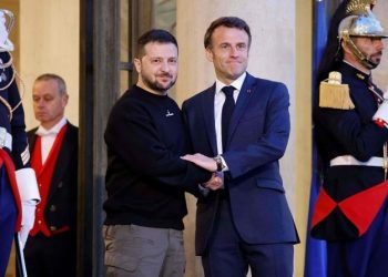 CNN: ალასკაში ტრამპისა და პუტინის სამიტის შემდეგ, ზელენსკი მაკრონს შეხვდება