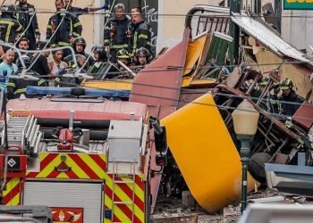 ლისაბონში ფუნიკულიორის ვაგონი რელსებიდან გადავიდა და შენობას შეეჯახა – დაიღუპა 15 ადამიანი