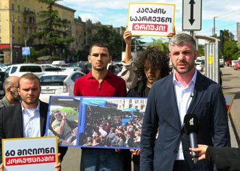 6 თვის წინ 160 ავტობუსი ჰყავდა თბილისს ჩამოყვანილი, რომლის შესყიდვაც 2023 წელს მოხდა, კალაძემ ისინი შეინახა, რათა წინასაარჩევნოდ პიარისთვის გამოეყენებინა – კალაძე მხოლოდ კორუფციით და პიარითაა დაკავებული – ირაკლი კუპრაძე