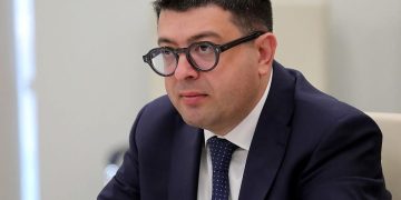 “ოლე ოლა ხომ? დაინახა მთელმა საქართველომ ვისი დედის ₽&@&₽()&&@ მოხდა?!” – დიტო სამხარაძე