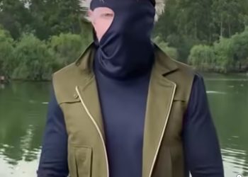 ,, ანუ რა გამოდის ქოცებო, ბიძინას ვაჟი ზრდასრული აკაცუკია და მასაც დასცინით?” – რას აქვეყნებს დათო აბზიანიძე?