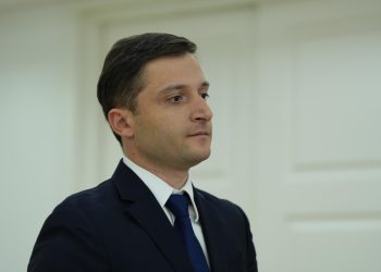 კახა კალაძემ მერის მოადგილის თანამდებობაზე კახა აბულაძის კანდიდატურა წარადგინა